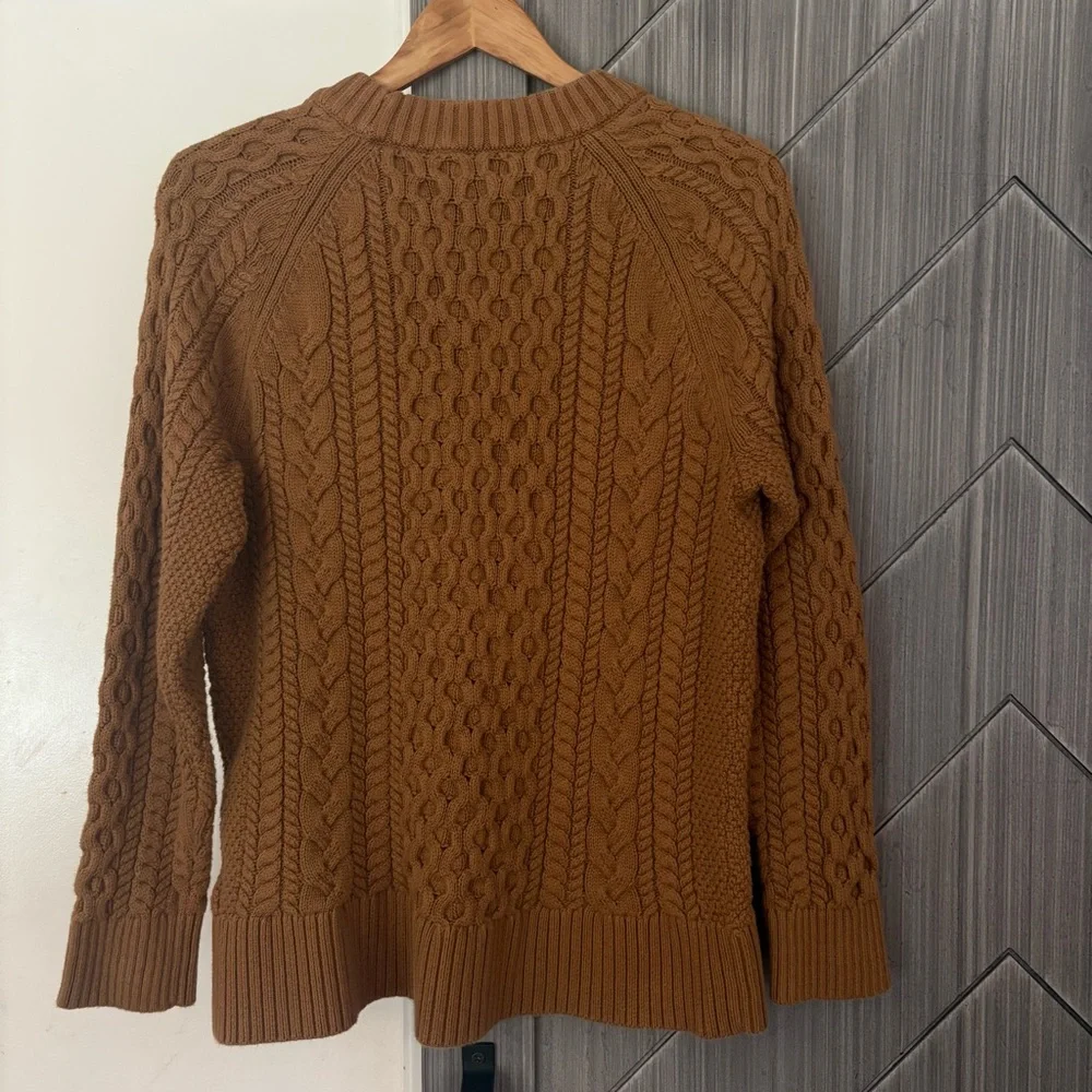 J. Crew Cotton Crewneck Cable-knit Fisherman Sweater Tan Medium Holiday ‘23